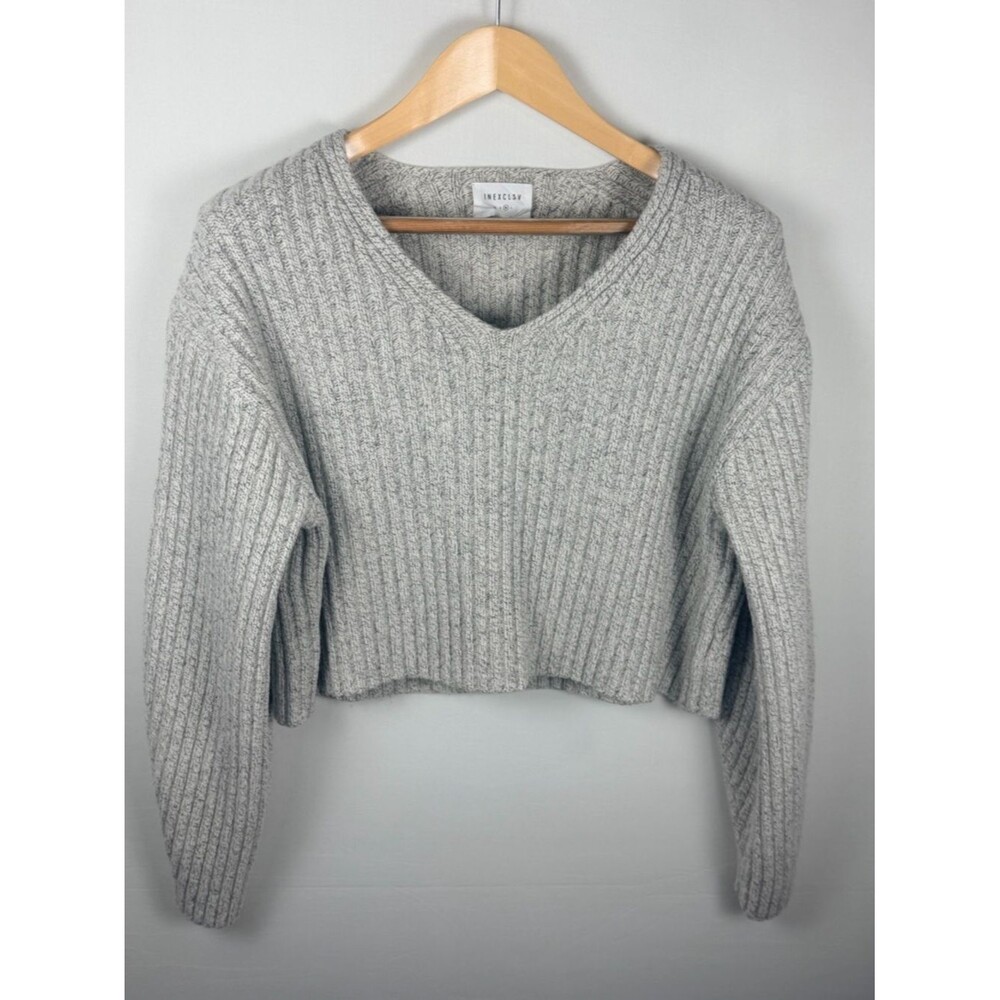 Merino Wool Blend Ribbed Cropped Sweater Gray V Neck Medium